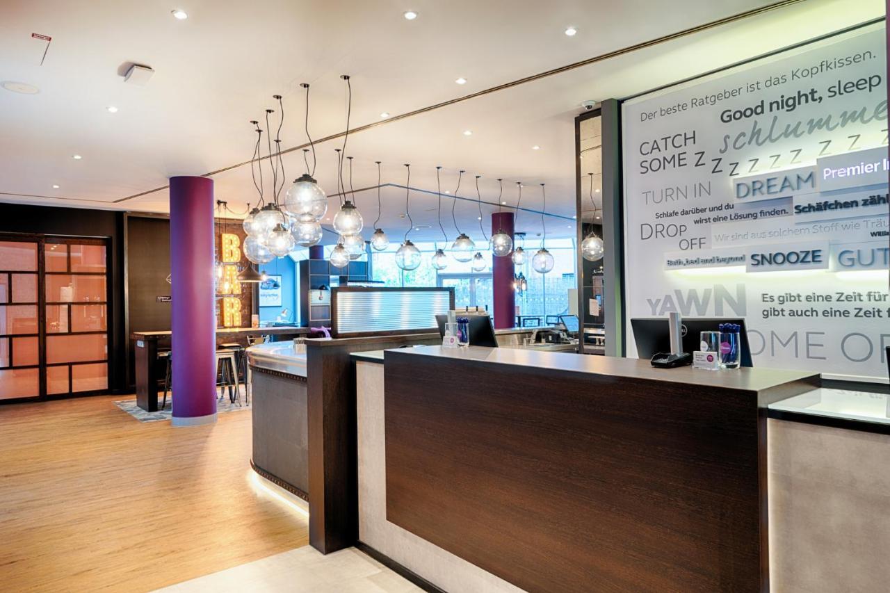 Premier Inn Stuttgart Bad Cannstatt Eksteriør billede